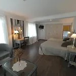 בית כפרי Planazo House *